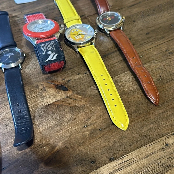 VTG Jewelry Lot Bundle of 7 Count Pieces (6 Watches & 1 Set Ear Ring ASS. style main image 5